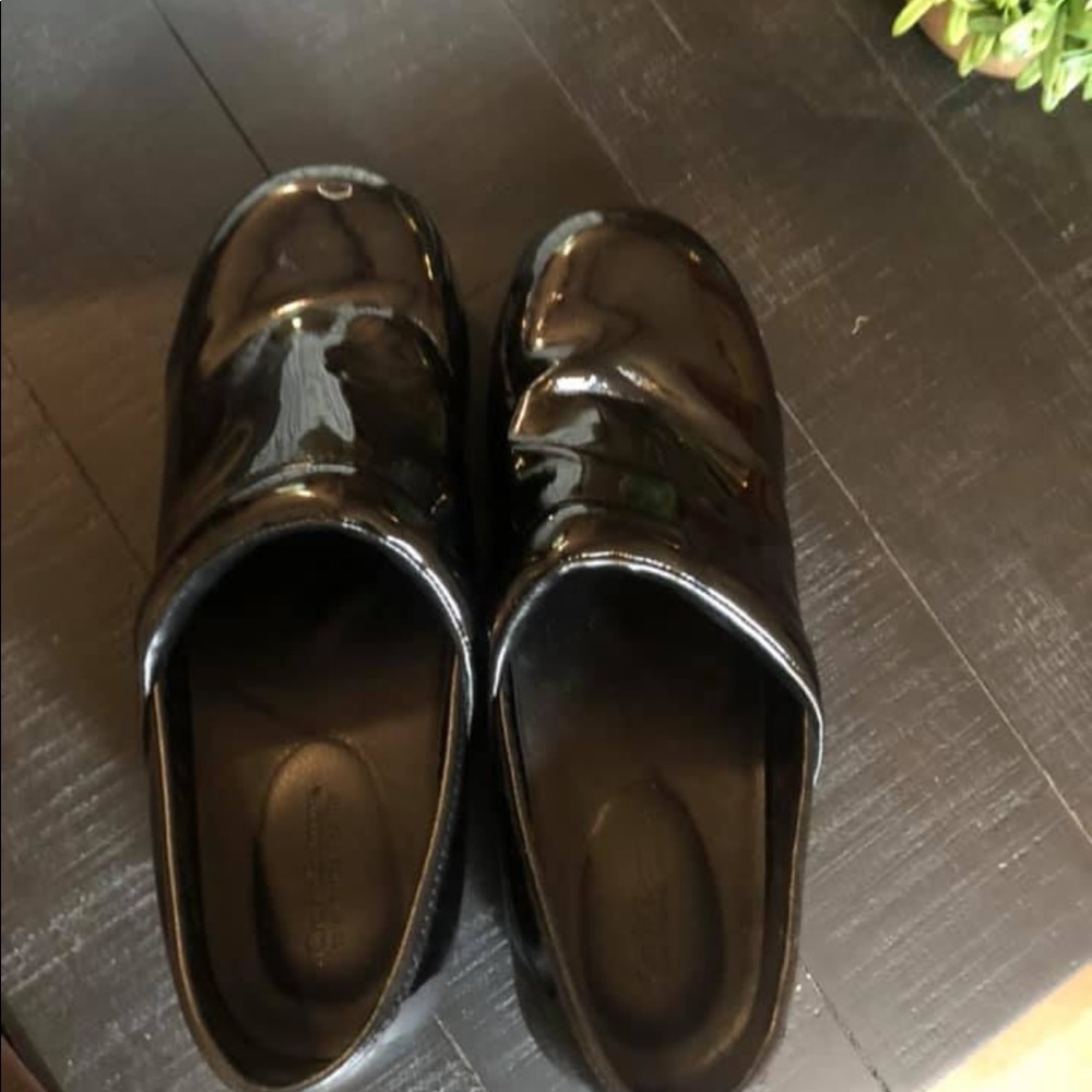 Clogs